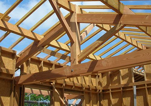Dotée d’une équipe de professionnels qualifiée, l’entreprise BatirWood vous propose des prestations sur-mesure en matière de construction bois.